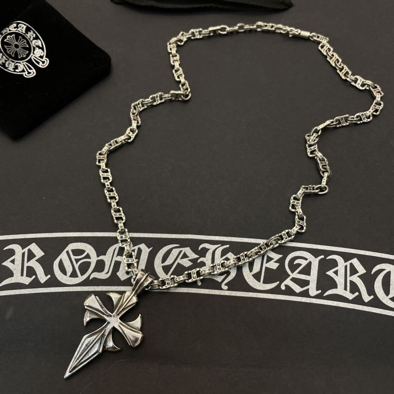 Ch*0me He**ts necklaces